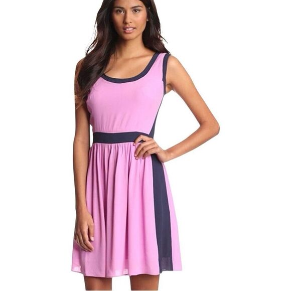 LILLY PULITZER Irene Pink/Navy Trim Crepe Scoop Neck Tank Dress - Picture 1 of 11